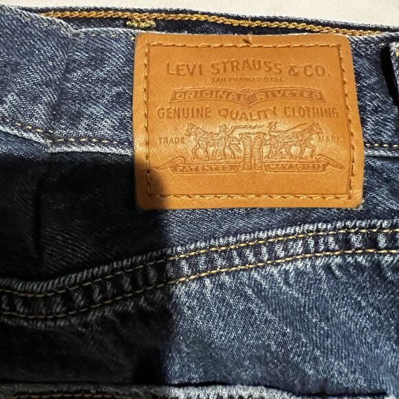 Levis Premium Ribcage Shorts Denim High-Waisted Frayed Hem Women's Blue Cotton C - Picture 3 of 10